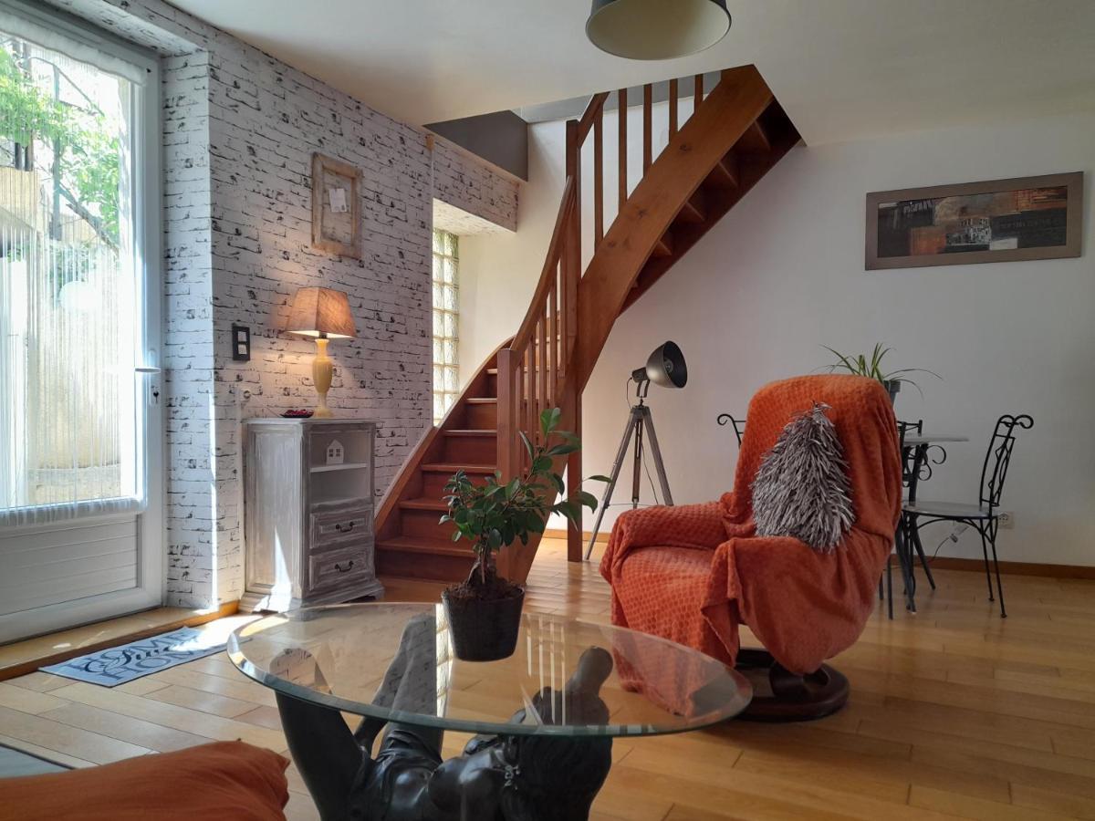Maison De Village Avec Cour Interieure Et Terrasse Septfonds Екстер'єр фото